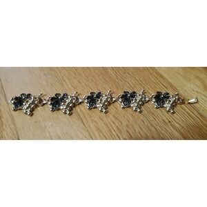 Sarah Coventry Bracelet Black Flowers‎ & Gold Tone Grape Clusters Vintage 60s